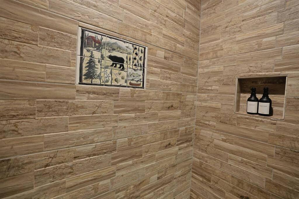 Rustic Modern Cabin With Hot Tub Near Rafting And Great Smokey Mountains Bryson City Bagian luar foto